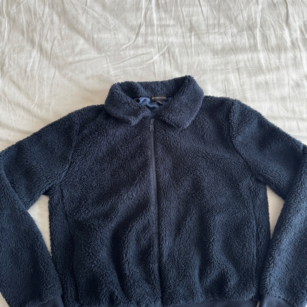 Beyond Yoga: All Time Plush Faux Fur Sherpa Zip Up Jacket